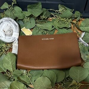 Michael Kors Tan Brown Large Jet Set Crossbody Clutch